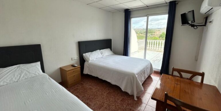 25